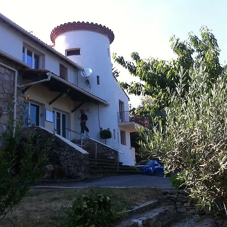 Otel Mas Pauline *